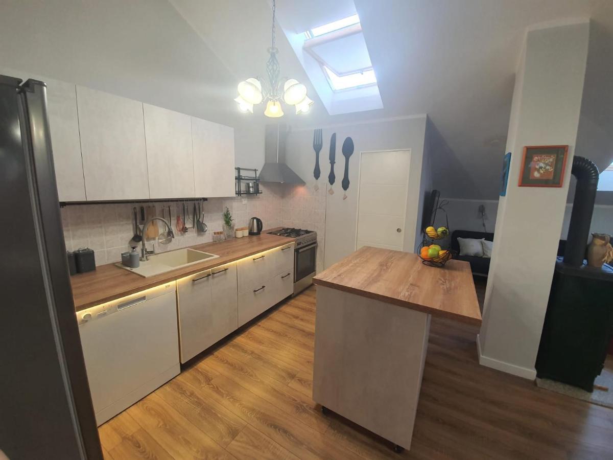 Apartment D Free Parking & Wifi, Walking Distance To Centrum زادار المظهر الخارجي الصورة