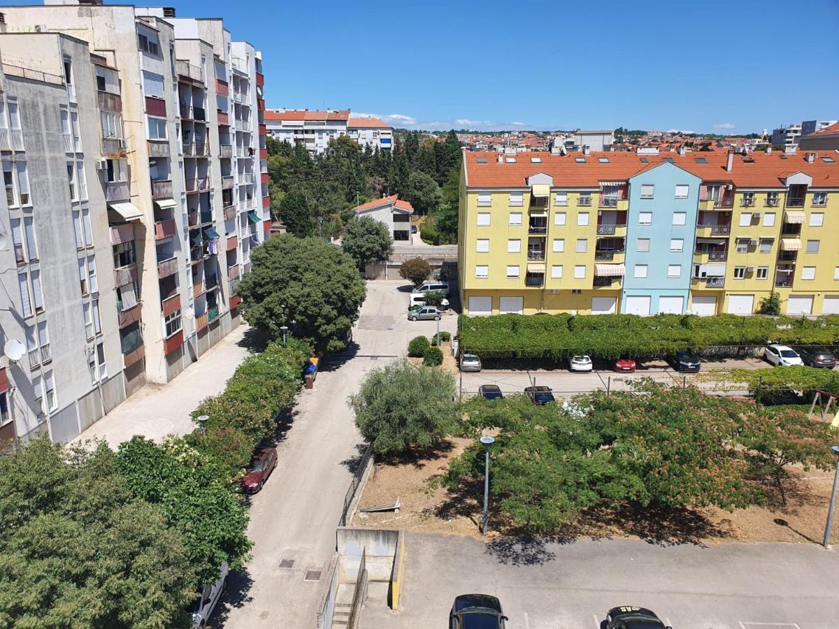 Apartment D Free Parking & Wifi, Walking Distance To Centrum زادار المظهر الخارجي الصورة
