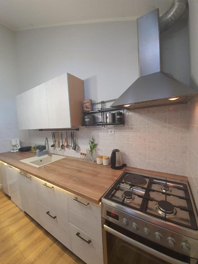 Apartment D Free Parking & Wifi, Walking Distance To Centrum زادار المظهر الخارجي الصورة