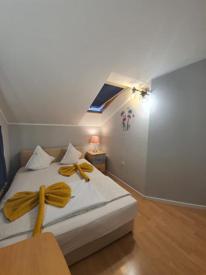 Apartment D Free Parking & Wifi, Walking Distance To Centrum زادار المظهر الخارجي الصورة