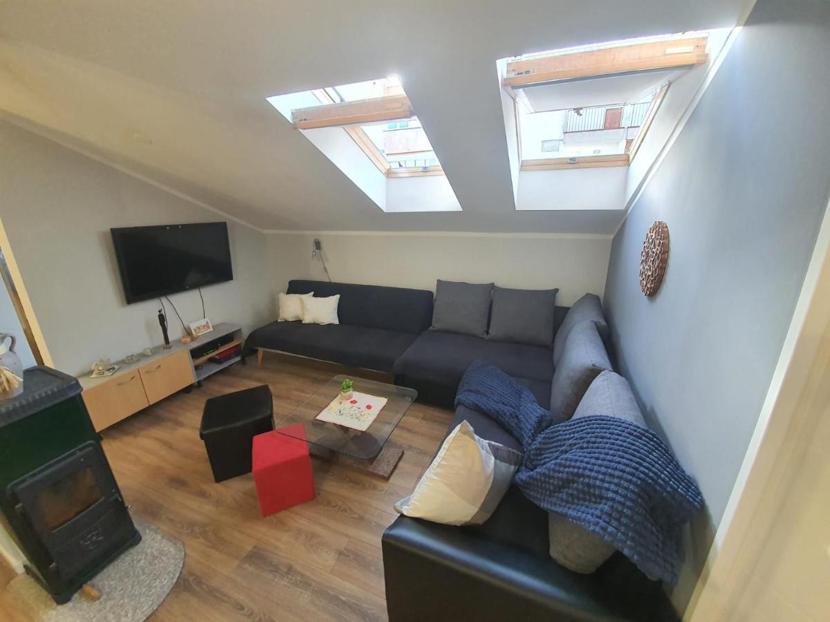 Apartment D Free Parking & Wifi, Walking Distance To Centrum زادار المظهر الخارجي الصورة